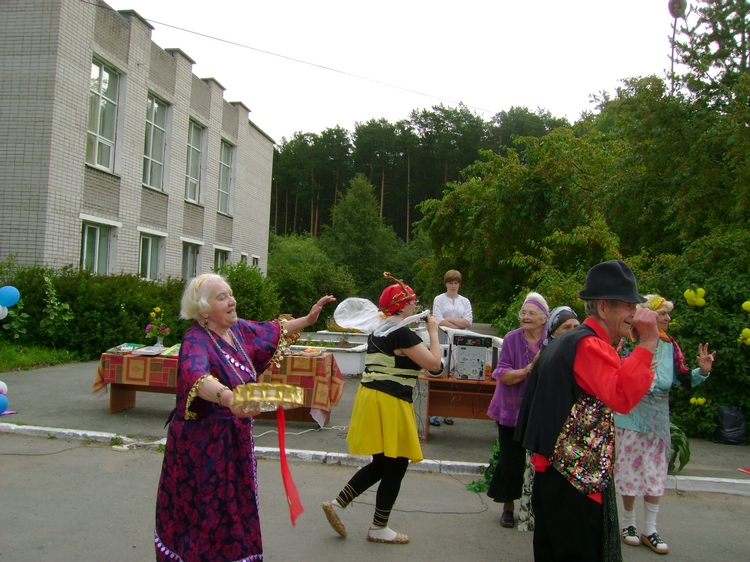 Дом престарелых пермь. Верхне-Курьинский геронтологический центр. Пермский край Курьинский психоневрологический интернат. Геронтологический центр Пермь верхняя Курья. Курьинский геронтологический центр Пермь.